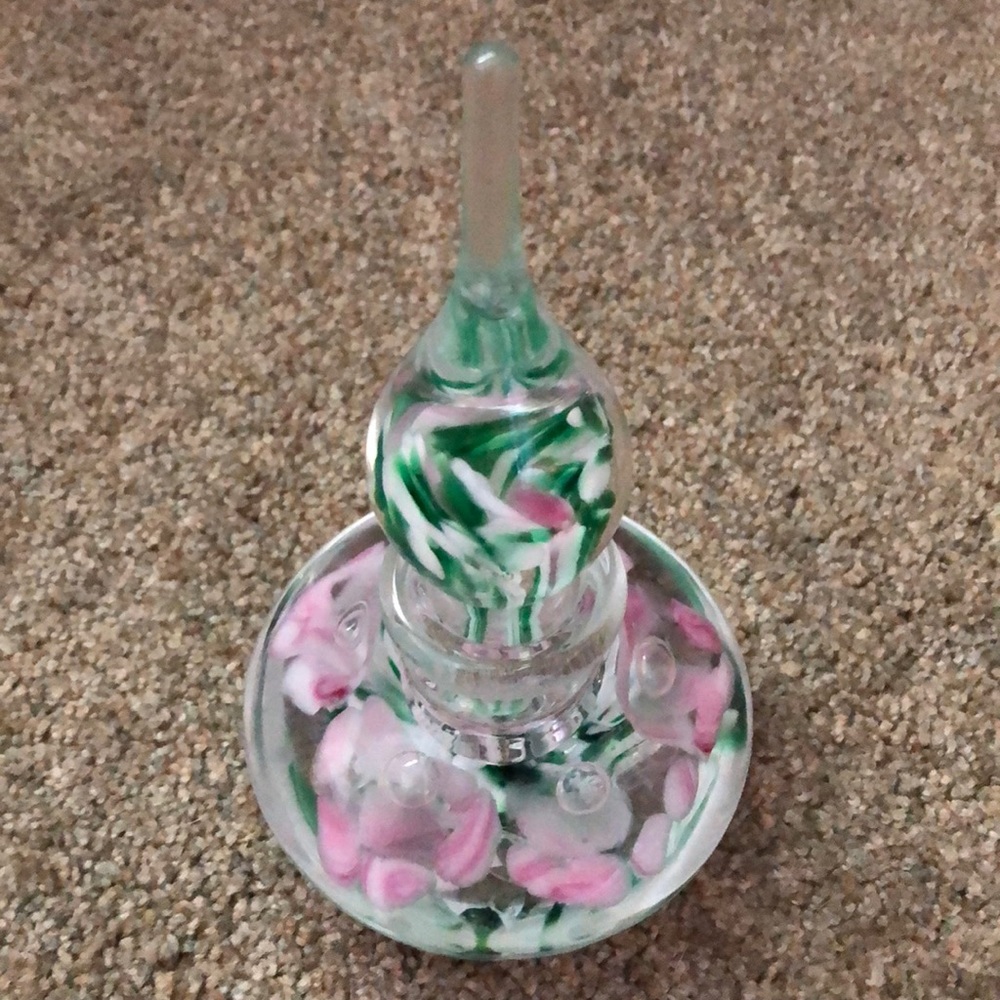 Gibson Perfume Holder